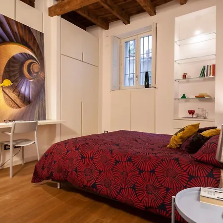 Apartment Corso Venezia, In Corte Esclusiva Riservata! Milan